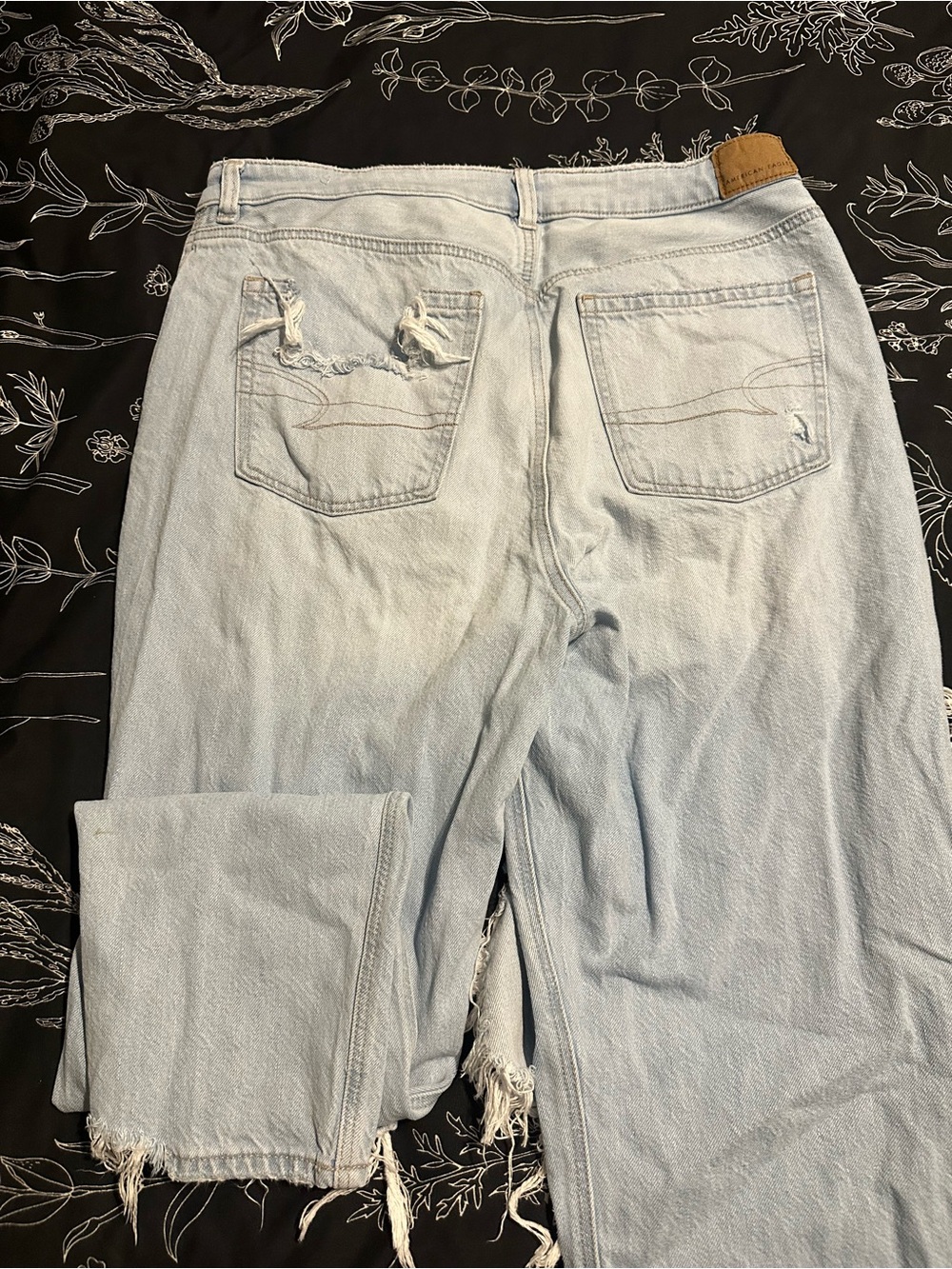 American Eagle Outfitters Light Wash Distressed High-Rise Jeans